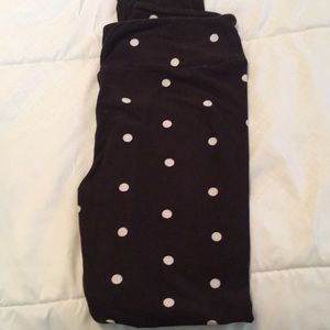 LuLaRoe polka dot leggings